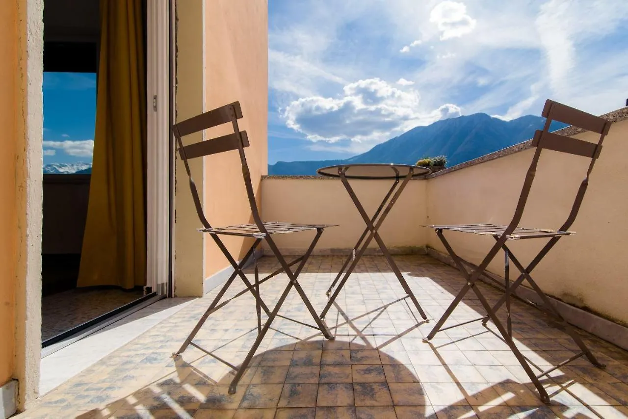 Al Pontile - The House Of Travelers Villa Sala Comacina