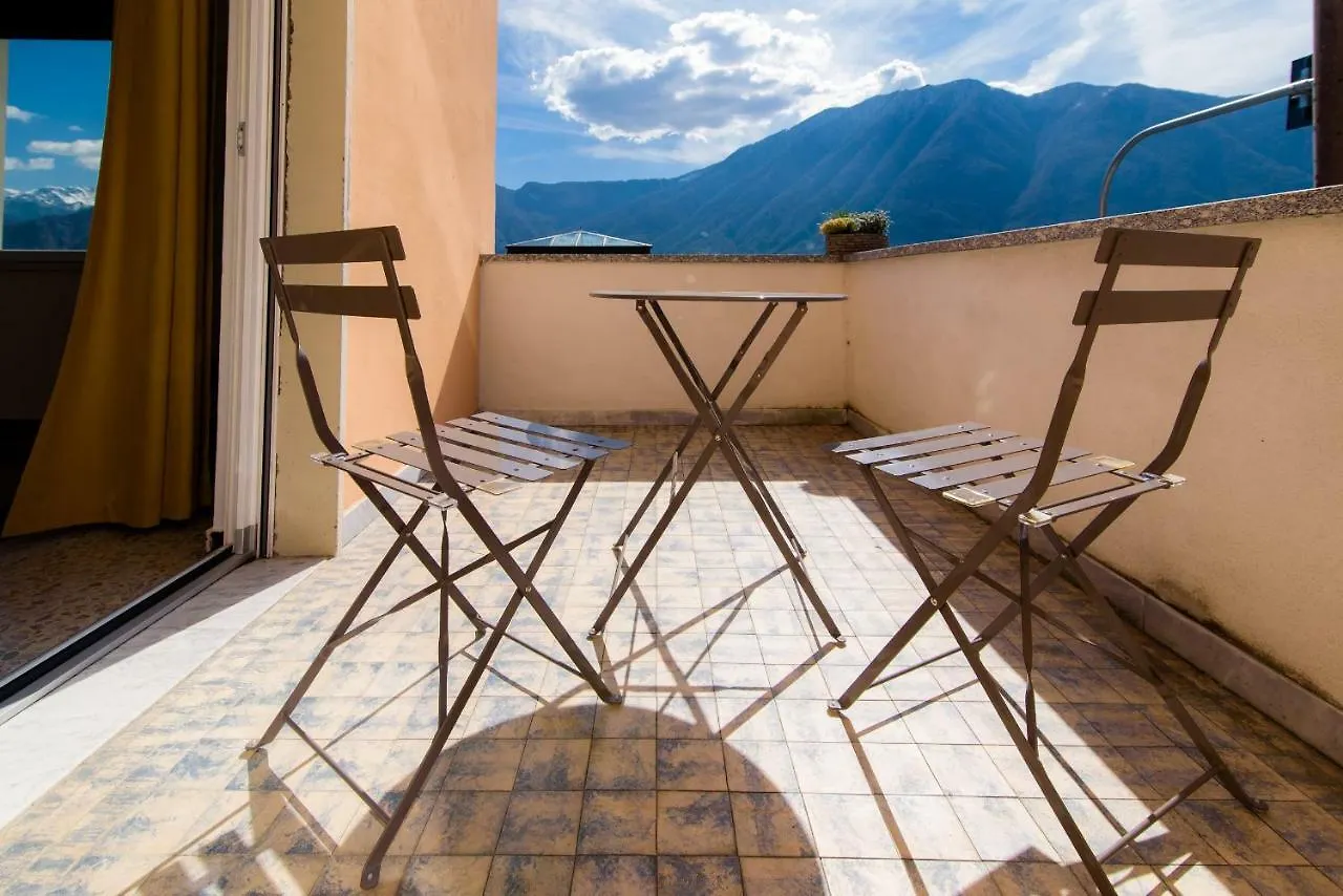 Al Pontile - The House Of Travelers Villa Sala Comacina Italy